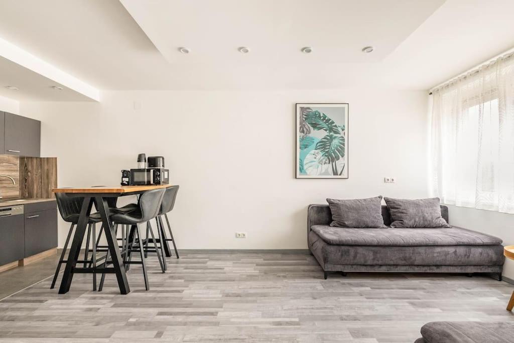 Cozy Renovated Apartment Close To Schoenbrunn Palace Vienna Esterno foto